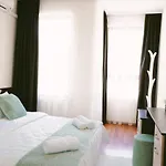- Two Bedroom On The Apartman *