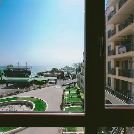 - Two Bedroom On The Lejlighed