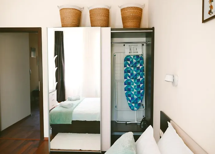 - Two Bedroom On The アパート