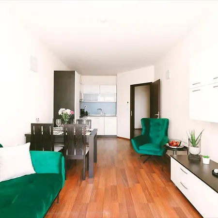 شقة - Two Bedroom On The غولدن ساندز