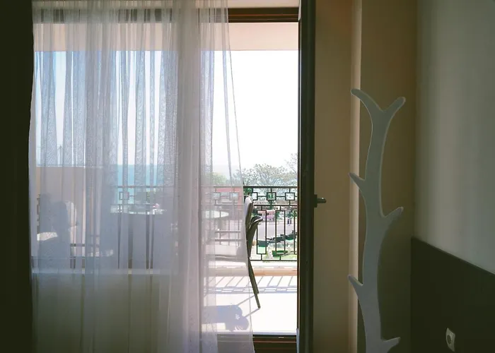 - Two Bedroom On The Lejlighed Golden Sands