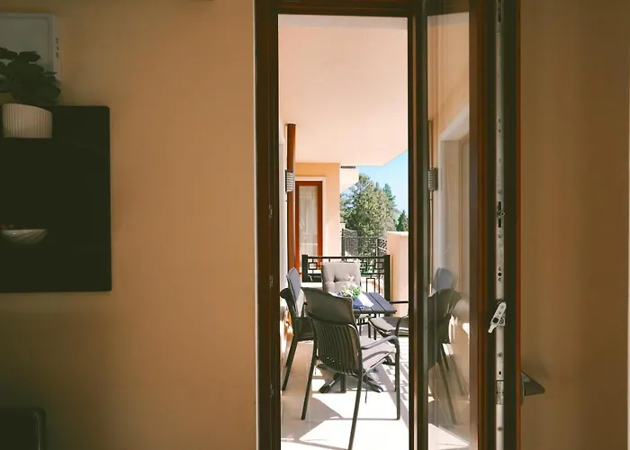 - Two Bedroom On The * Golden Sands