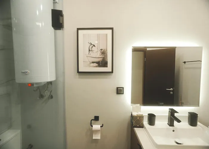 Apartment - Two Bedroom On The